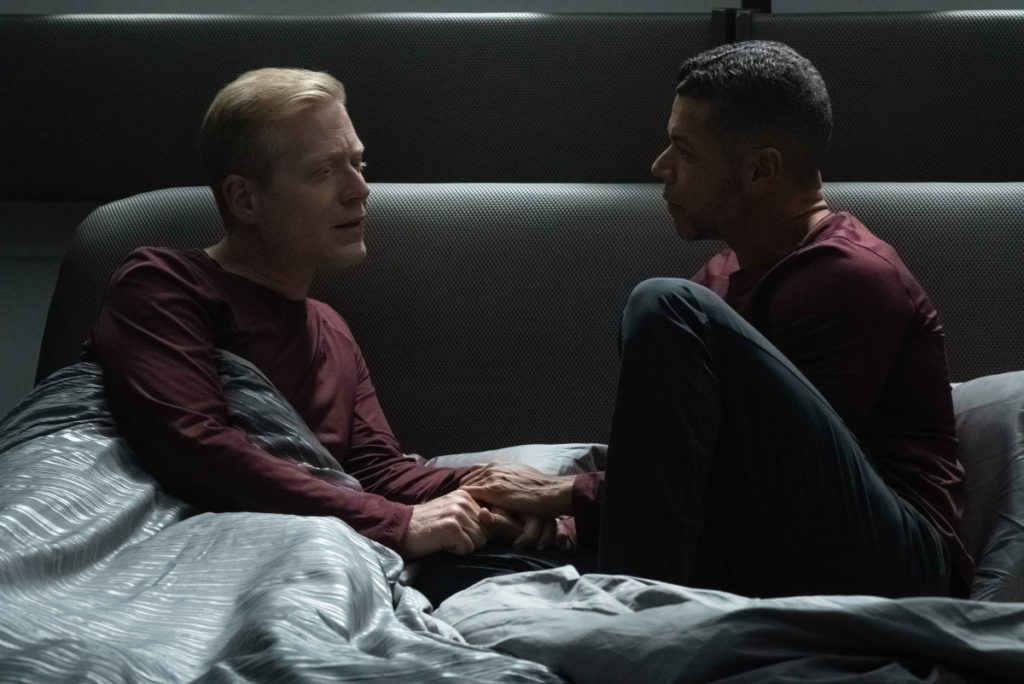 Stamets and Culber talking in bed
