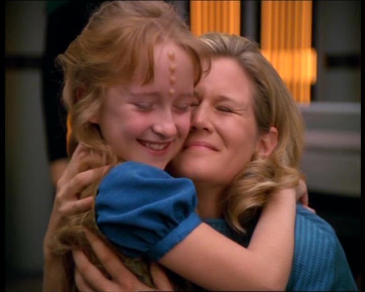 Samantha and Naomi Wildman hug