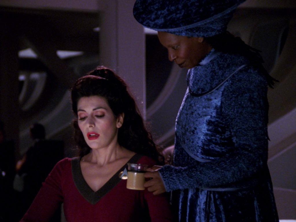 Guinan comforts Troi in "The Loss"