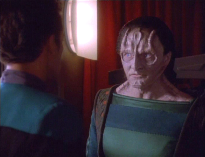 Garak talks to Bashir in "Past Prologue"