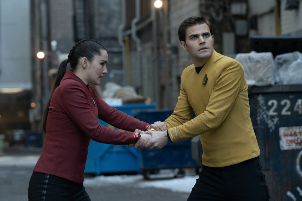 Christina Chong as La’an and Paul Wesley as Kirk in episode 203 “Tomorrow and Tomorrow and Tomorrow” of Star Trek: Strange New Worlds, streaming on Paramount+, 2023. Photo Cr: Michael Gibson/Paramount+